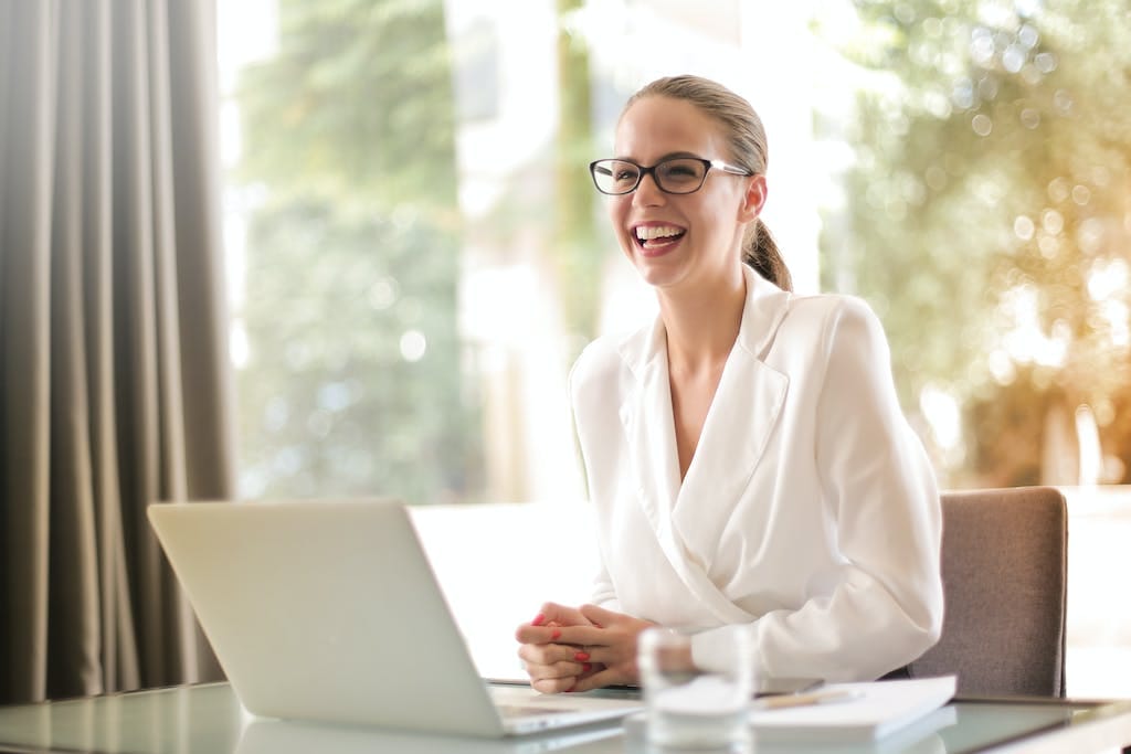Photo pour illustrer l'expertise professionnelle d'une copywriter freelance email marketing.